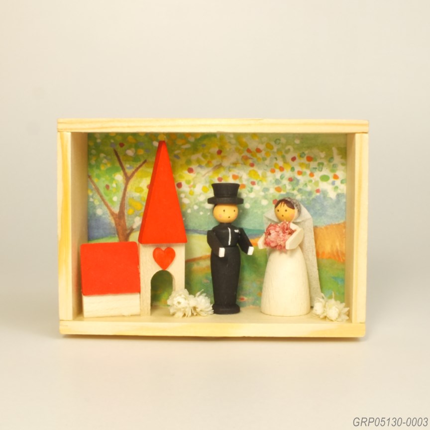 お祝い箱、新婚さん - ドイツ・エルツの木製飾り