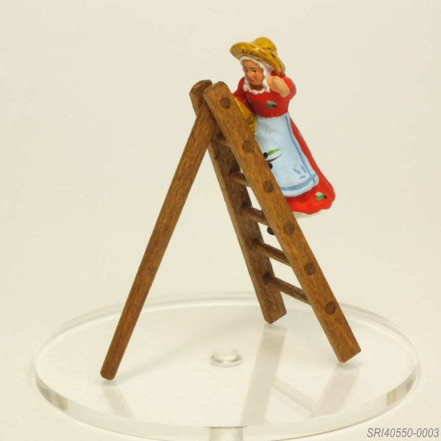 梯子でオリーブ摘み - サントン人形 4cm
