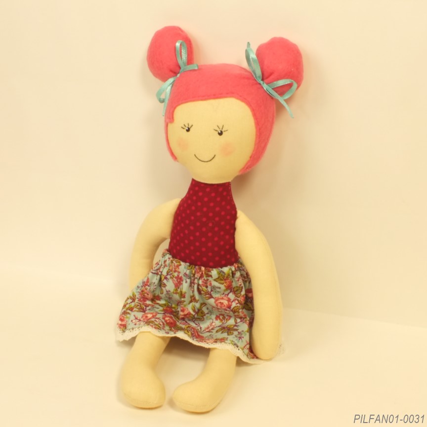 ファニ、ぬいぐるみ人形