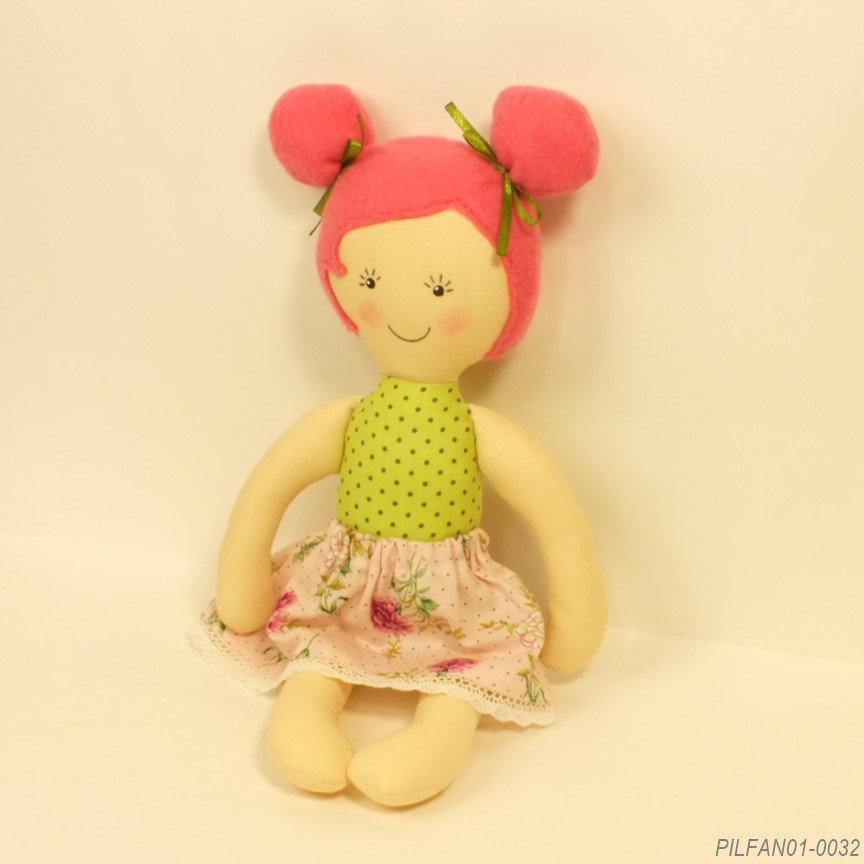 ファニ、ぬいぐるみ人形