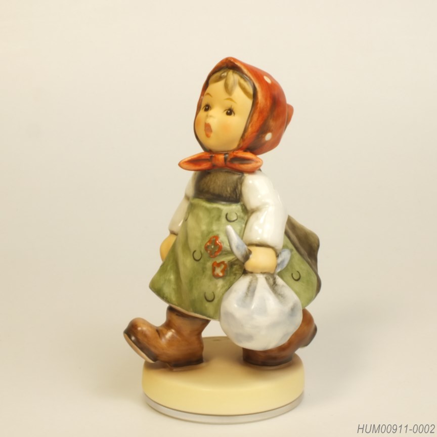 Grandma's Girl - フンメル人形