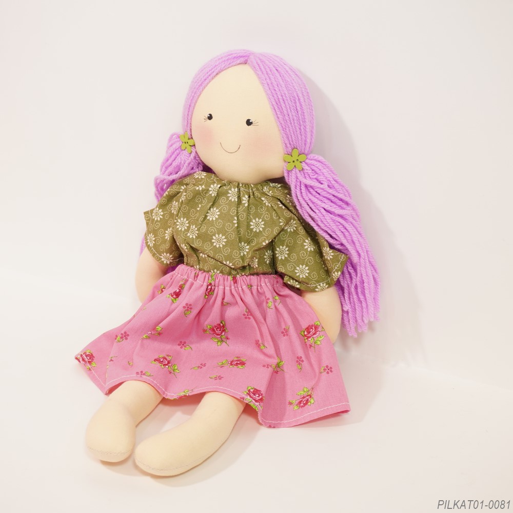 ハンガリーのオリジナル人形。「コティツァ」