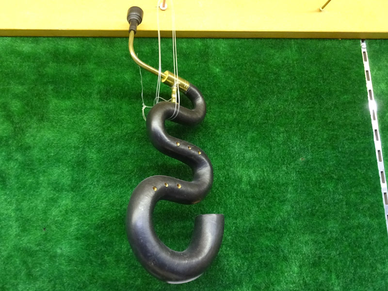 セルパン(serpent)